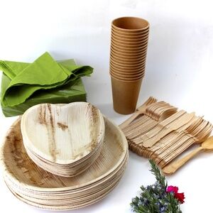 palm  10  pic Round  10"- 10 Pic 6" Heart 10 Pic Cup -20 Pic napkin …